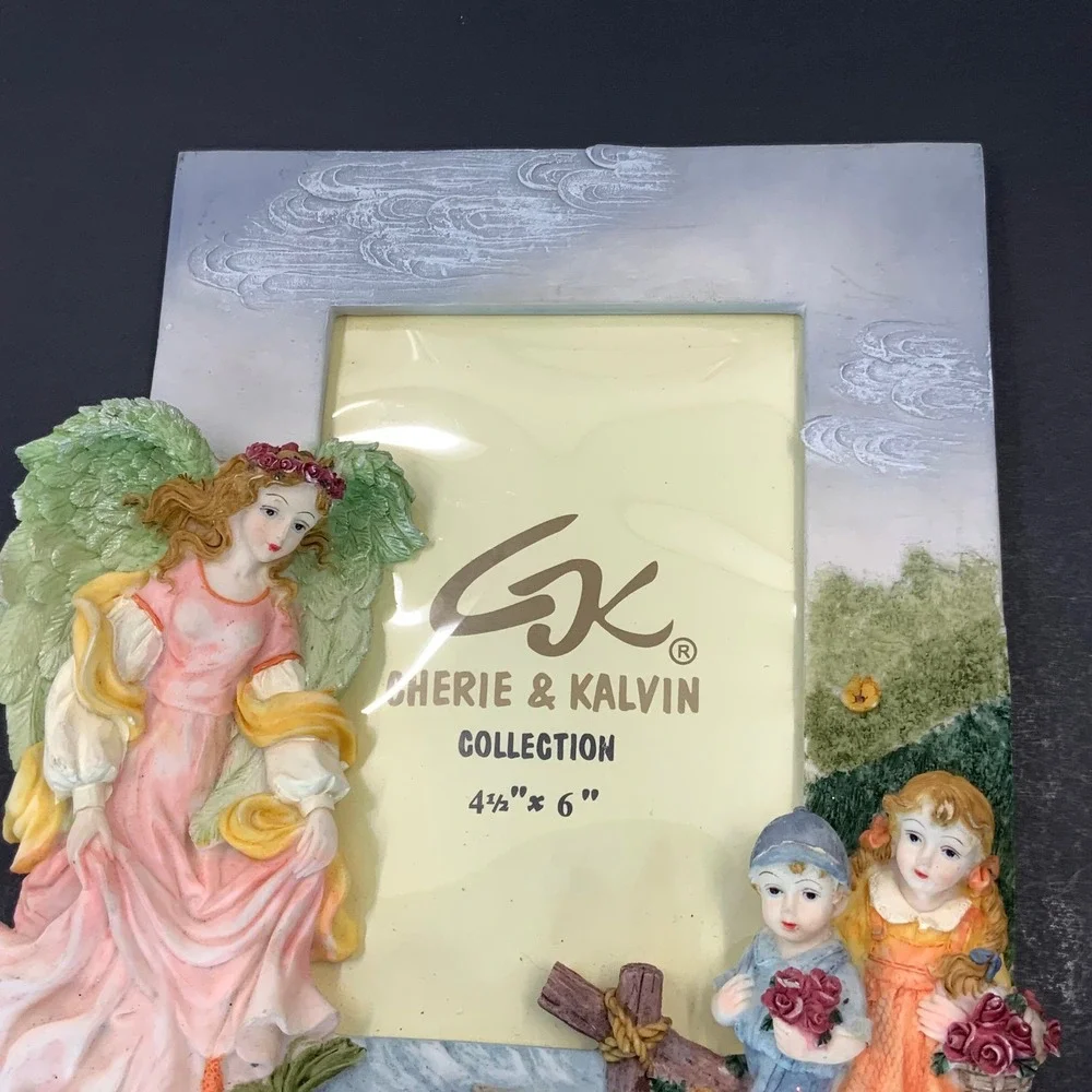 Prestige Cherie & Kalvin Collection Angel Children Bridge 3D Resin Photo Frame